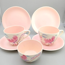 Crown Devon 2 Cups, Saucers &