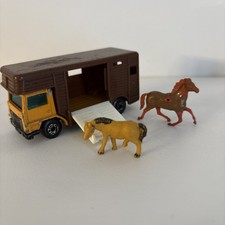 Matchbox Superfast No40 Bedford Horse Box With Horses