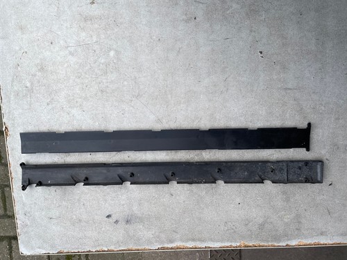 Mercedes w124 300te cable duct - mercedes,