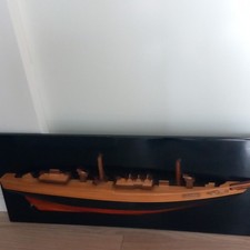 HALF HULL MODEL-BLUE NOSE 11