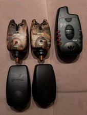 Fox Micron eos-r 2 + 1 Camouflage Bite Alarm Set + Protective Caps Carp Fishing
