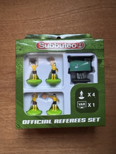 Subbuteo referee 3085 - (var),