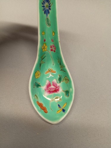 Lovely antique handpainted - antique,