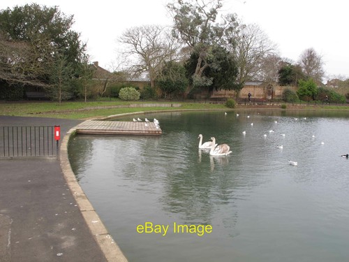 Photo 12x8 gunnersbury - photo,