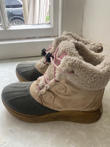 Sorel women boots out - sorel,