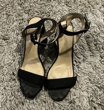 Ladies Size 5 Block Heel Sandals Krush since 1970 Black