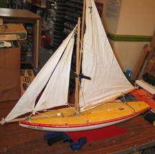 VERY RARE BIRKENHEAD 24" STAR YACHT SY7 OCEAN STAR WITH BOX