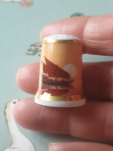 Thimble collectors club tcc - thimble,