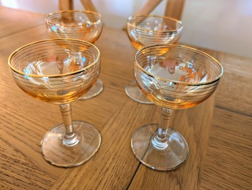 Vintage champagne coupes - champagne,