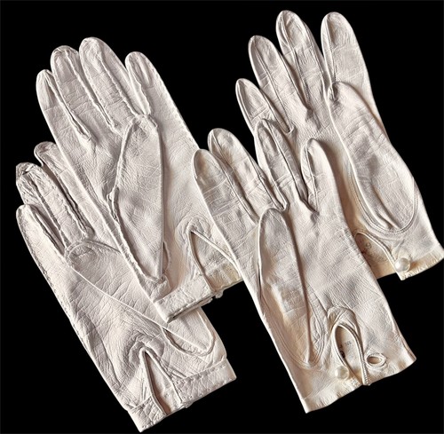 Vintage kid leather gloves - leather,