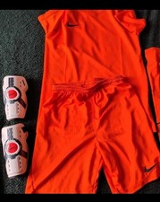 Boys Large Football Kit Dri Fit Nike