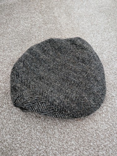 Harris tweed flat cap - m&s,