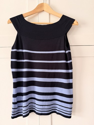 Navy light blue striped boat - &,