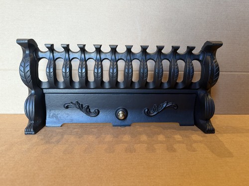 Old black fire fret - fire, an