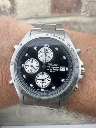 Seiko quartz chronograph - seiko,