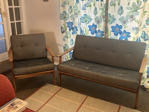 Ercol style seater sofa - ercol,
