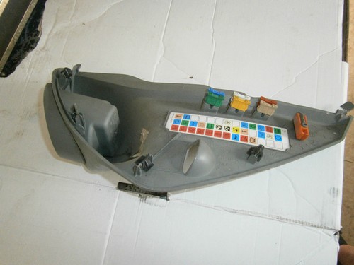 Passenger cup holder - holder, fuse