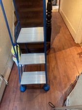 Safety Step Ladders with Hand