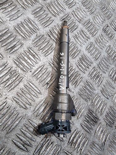 Mercedes vito fuel injector - mercedes,