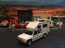 1:64 Johnny Lightning Limited