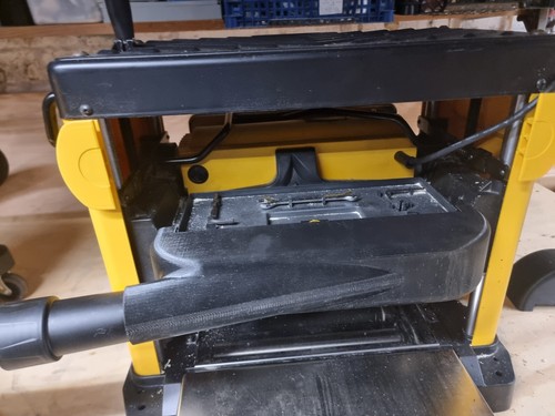 Dewalt dw733 planer dust chute - planer,