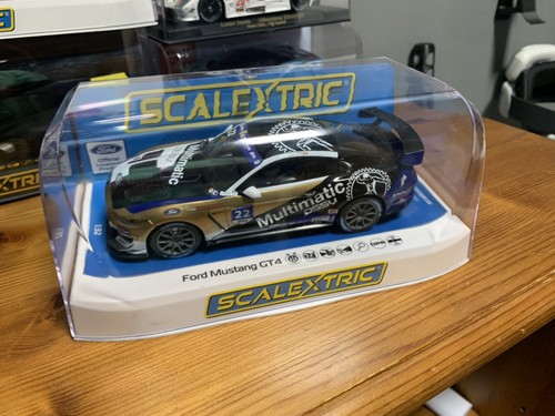 Scalextric ford mustang - scalextric,