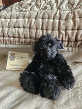 A Brillbear by Vanessa small