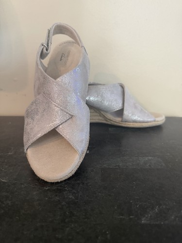 Clarks gold silver crisscross - gold-silver,