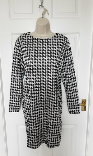 Principles dogtooth pattern