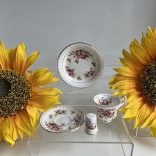 Royal Albert  Flower of the