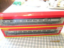 2 x Hornby 00 Gauge-BR Mk3