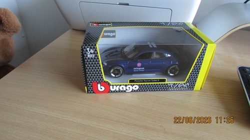 Burago porsche taycan - burago-porsche, s