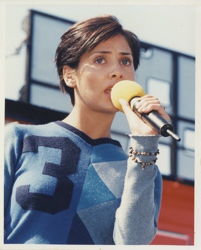 Natalie imbruglia singing - imbruglia,