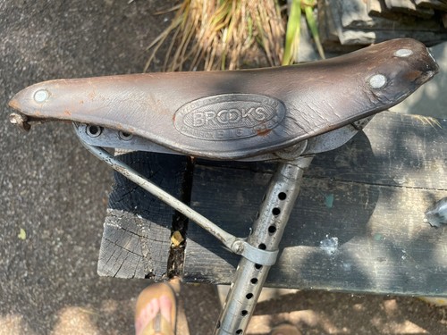 Rare vintage 1930s brooks - vintage,