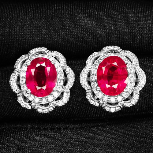Entrancing blood red ruby 9ct - ruby,