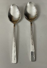 VTG 2 VINERS SILVER PLATE
