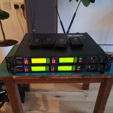 Shure UR4D Radio Microphone Dual Receiver & Shure UR1 Transmitter License Free