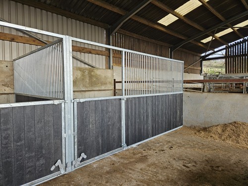 Internal stables equestrian - internal,