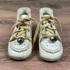 Vintage White Leather Stride