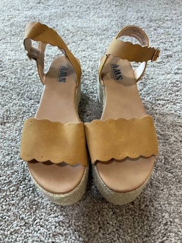 Ams emma mary jane mustard - mary,