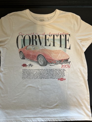Official 1976 corvette - gm,