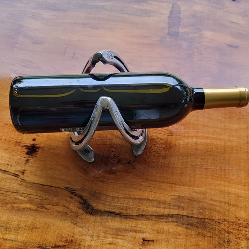 Polished horse shoe wine - shoe,