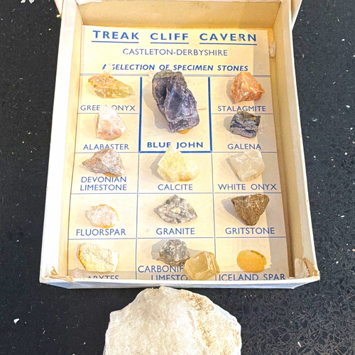 Treak cliff cavern castleton - treak,