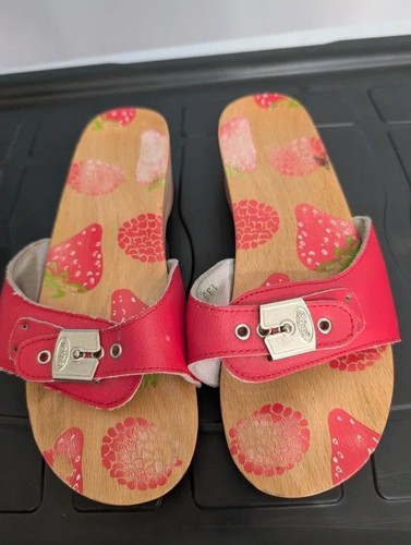 Scholl red strawberry wooden - scholl,