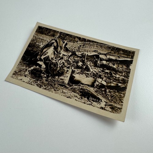 Postcard l32 wreckage - postcard, of