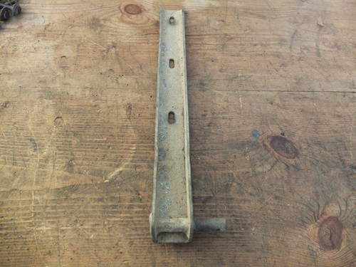 Land rover lower - lower, tailgate