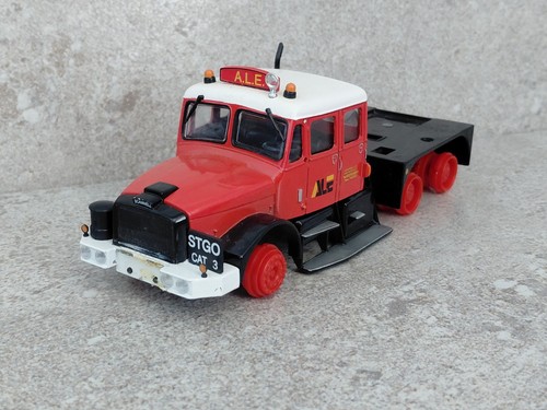 Corgi modern trucks heavy - modern, trucks,