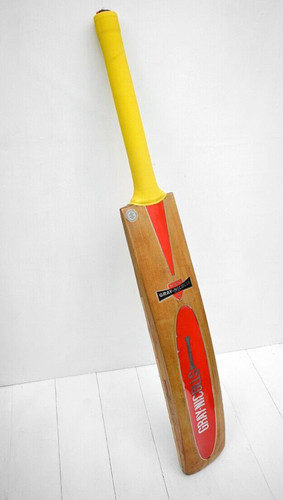 Vintage cricket bat - ,