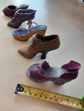 Just the Right Shoes Collectable Miniature Shoes Set of 5.  By Raine