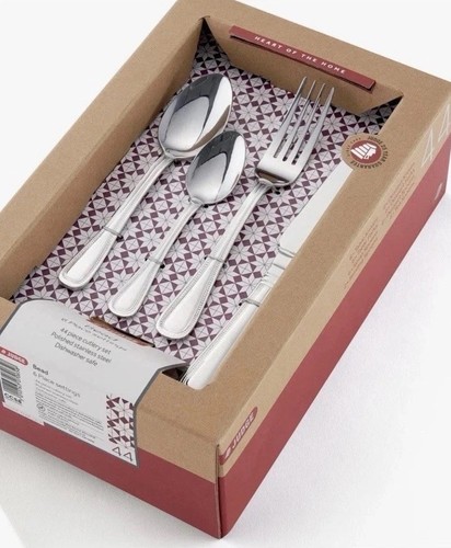 Judge bead piece - 44, cutlery